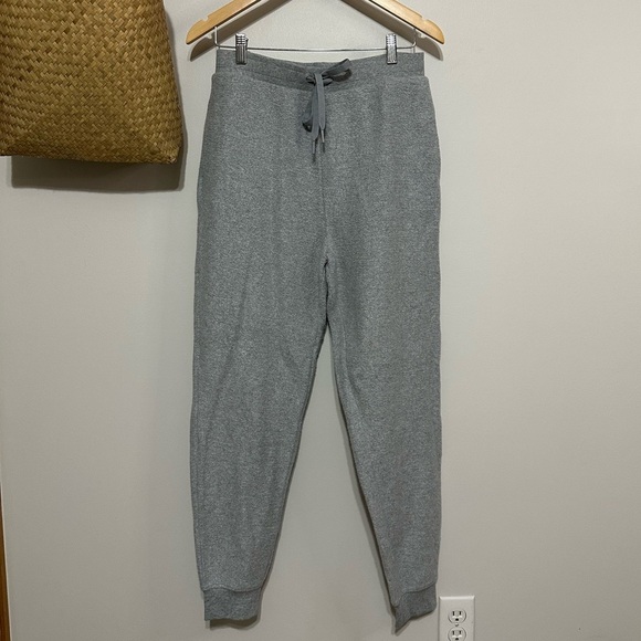 Victoria's Secret Other - NWT Victoria's Secret Heather Gray Textured Fleece Joggers